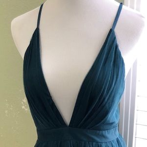 Elegant tulle maxi dress in green